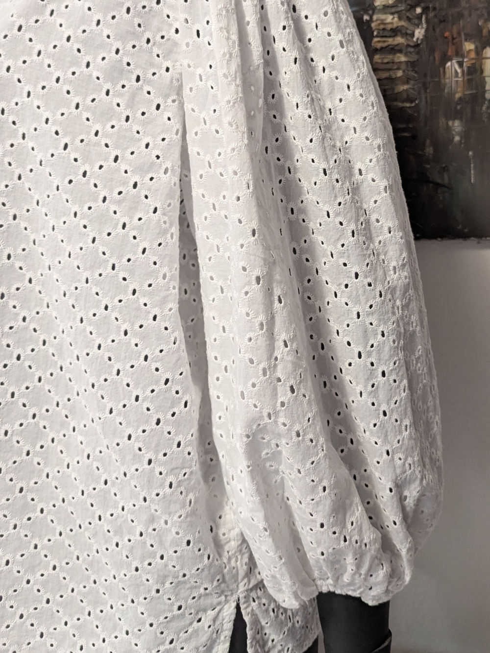 White Eyelet Cotton Women’s Top - Picture 4 of 5